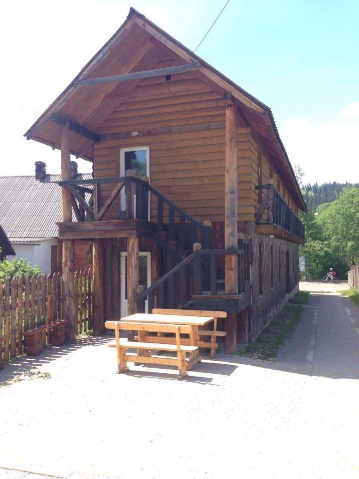 Хостел "Трутень" Worochta Exterior foto